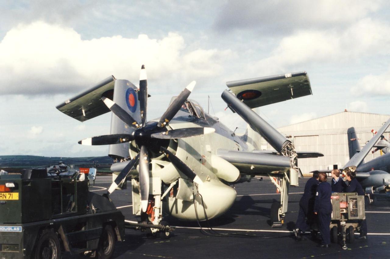 visite au 849e squadron, Gannet aew.3 XL500 préservé ...