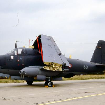 par Jacques Moulin ...