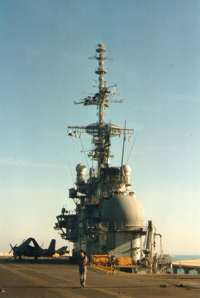 1994, p.a Foch, flottille 4F, escale à Valence ...