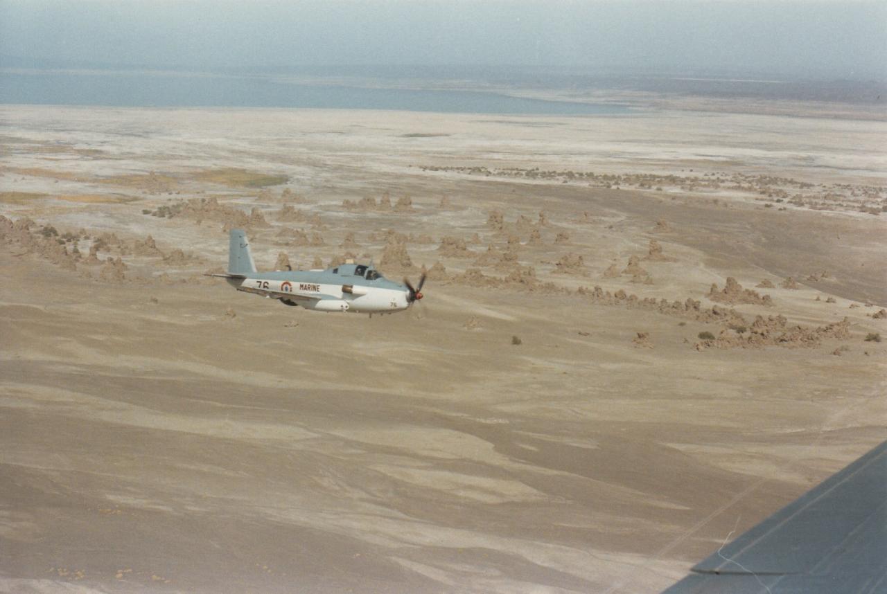 1987, flottille 4F, alizé 76, survol du Lac Assal ...