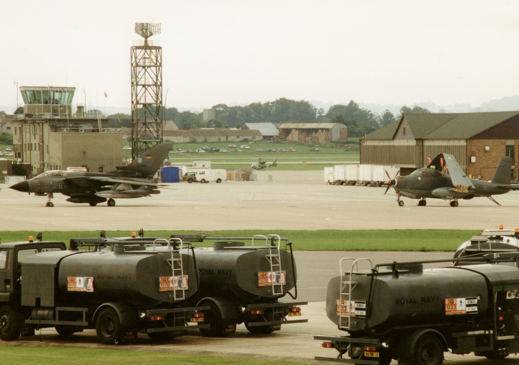 RNAS Yeovilton (UK), 1993, flottille 6F, alizé 25 ...