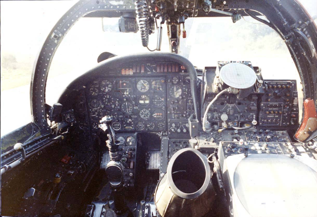 1971/72, escadrille 2S, cockpit alizé première génération ...