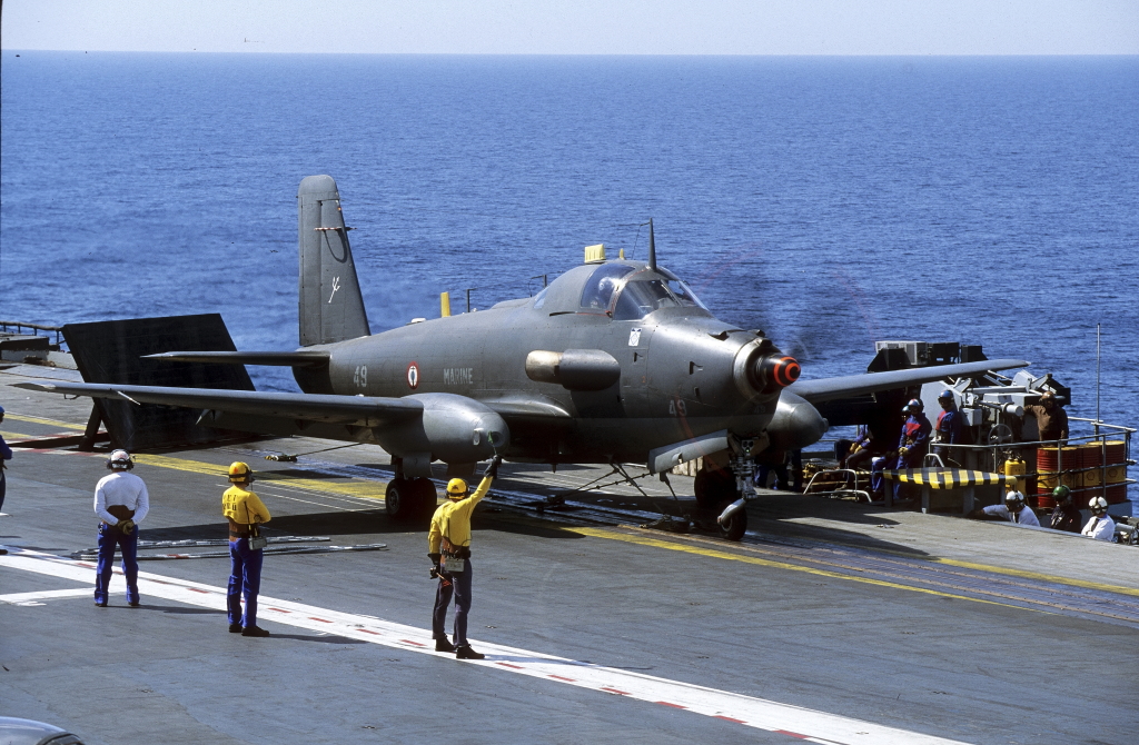 Juin 2000, dernières manoeuvres aviation pour les Alizé de la 6F...