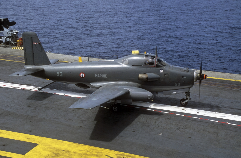 Juin 2000, dernières manoeuvres aviation pour les Alizé de la 6F...